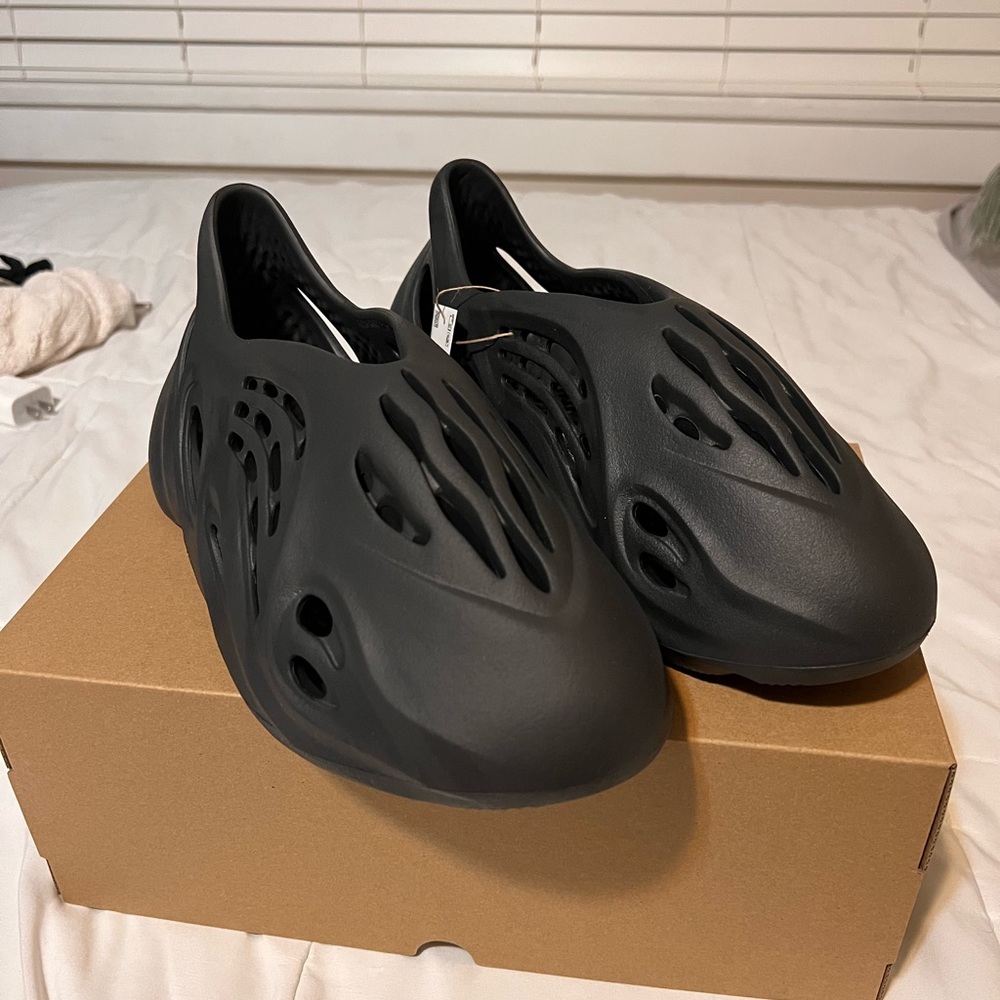 Yeezy Foam Runner Onyx Sz 12 New with tags and box